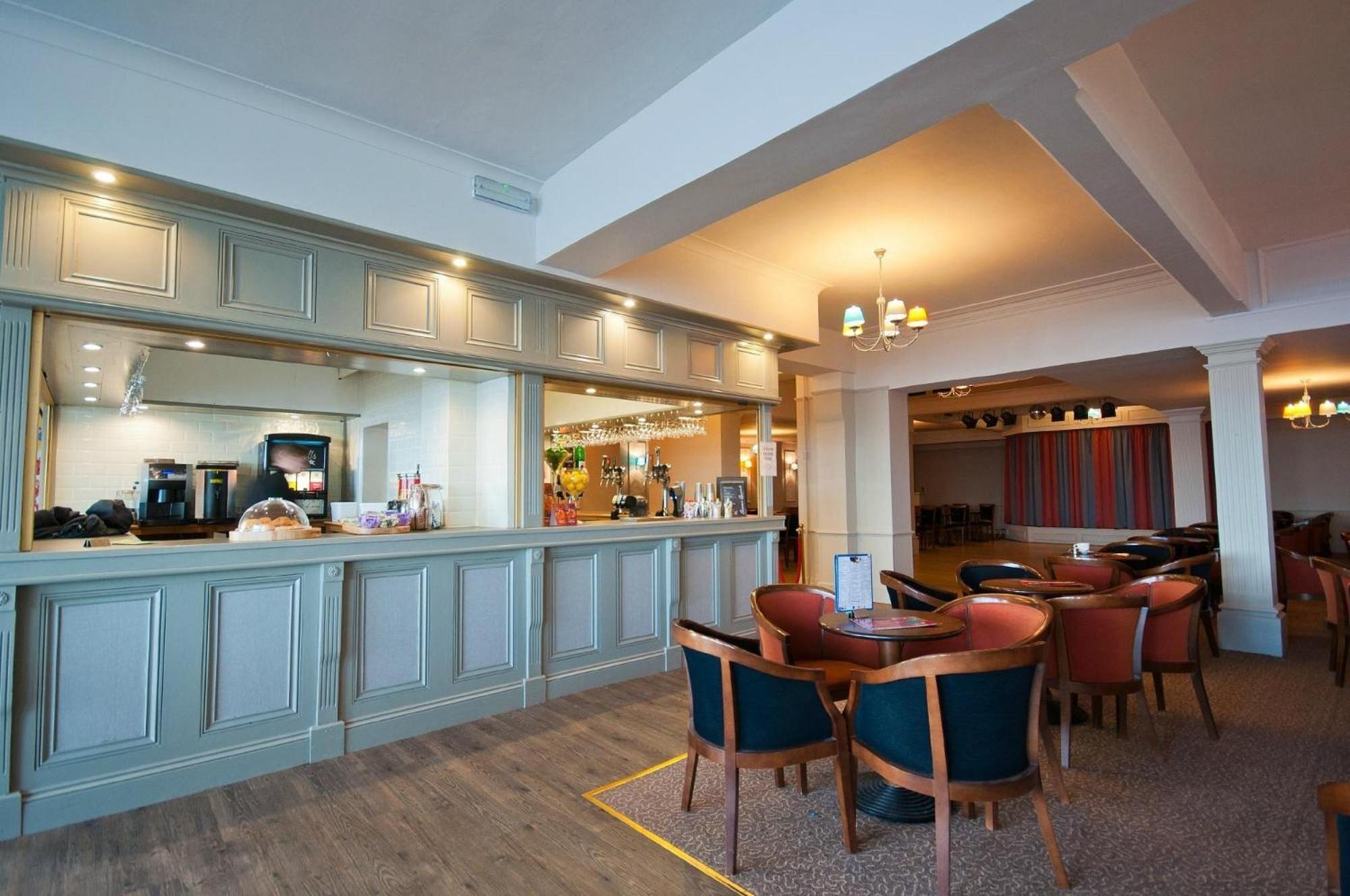 The Majestic Hotel Eastbourne Exterior photo