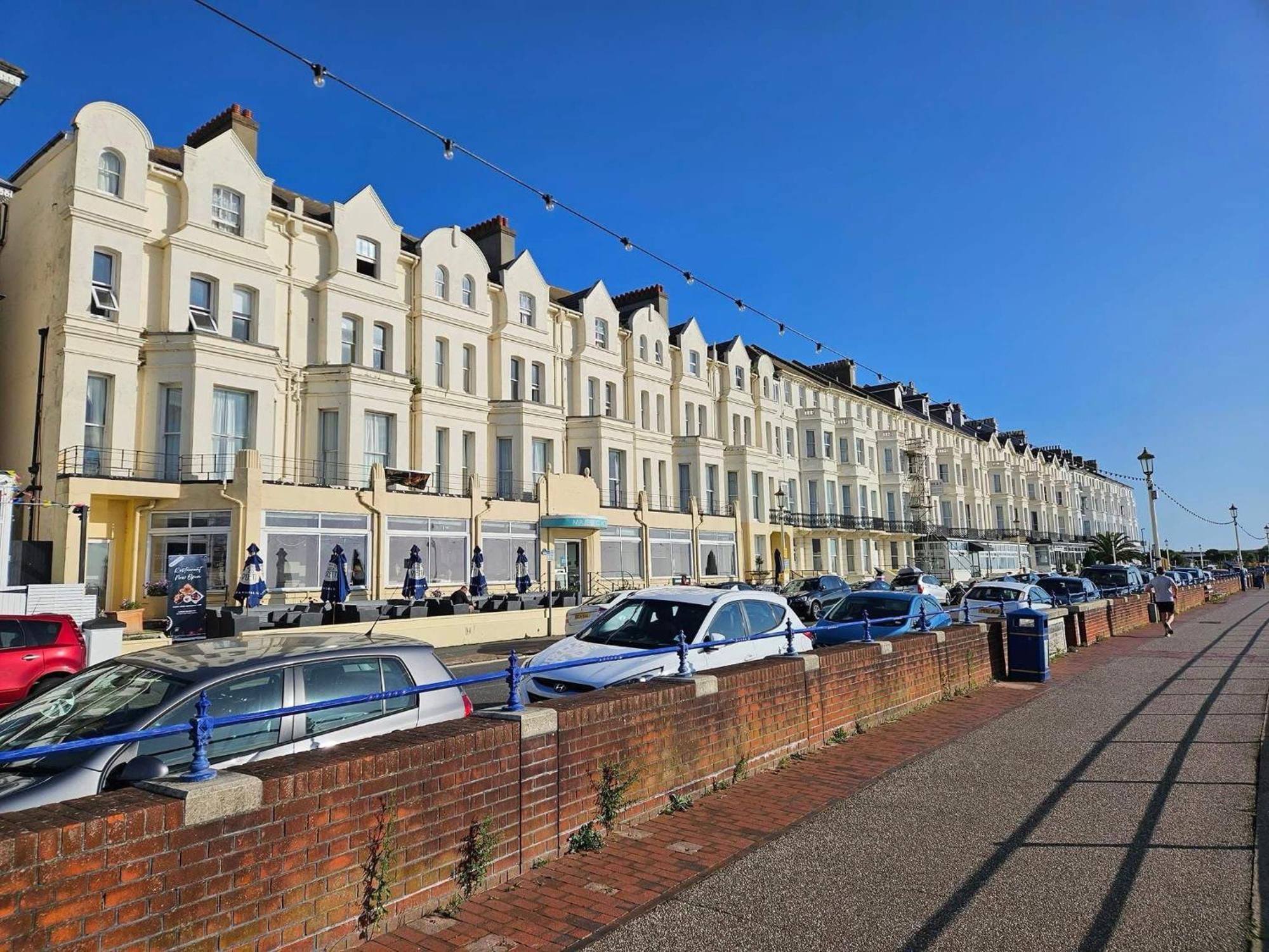 The Majestic Hotel Eastbourne Exterior photo