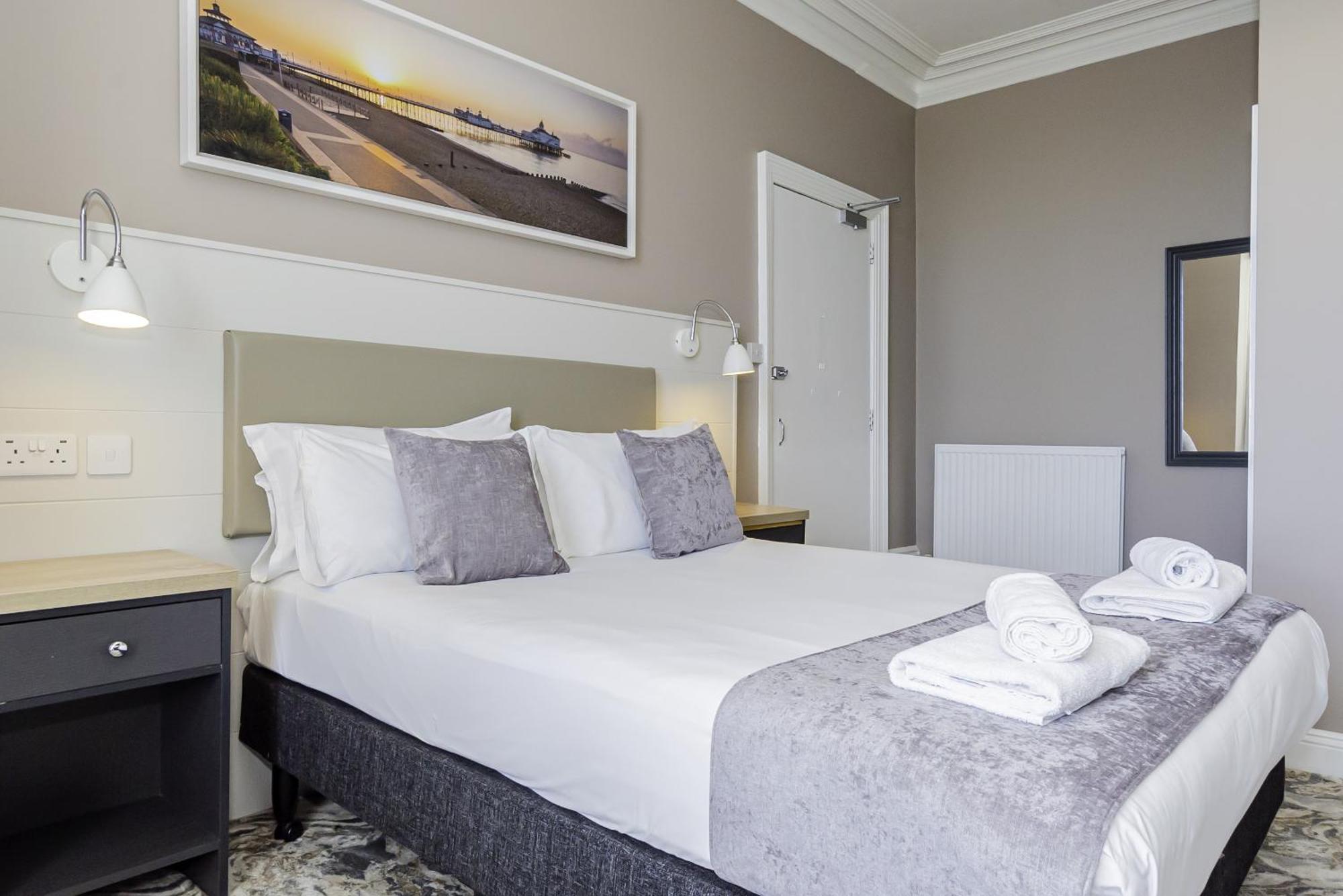 The Majestic Hotel Eastbourne Room photo